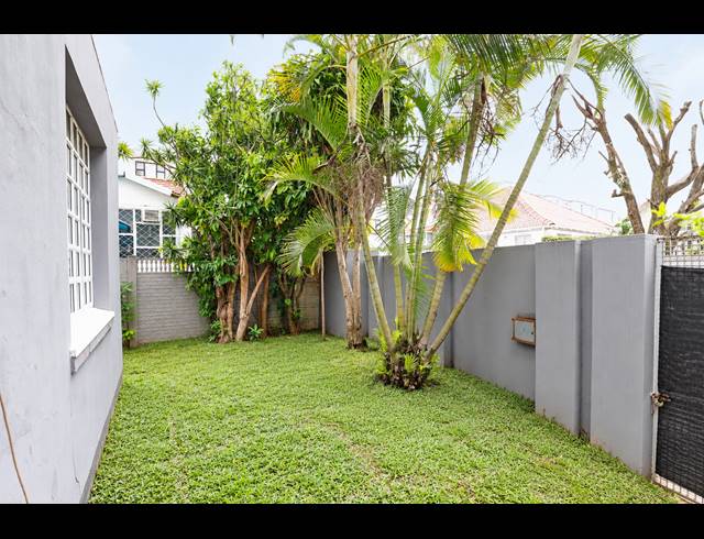 2 BEDROOM APARTMENT FOR SALE IN GLENWOOD
